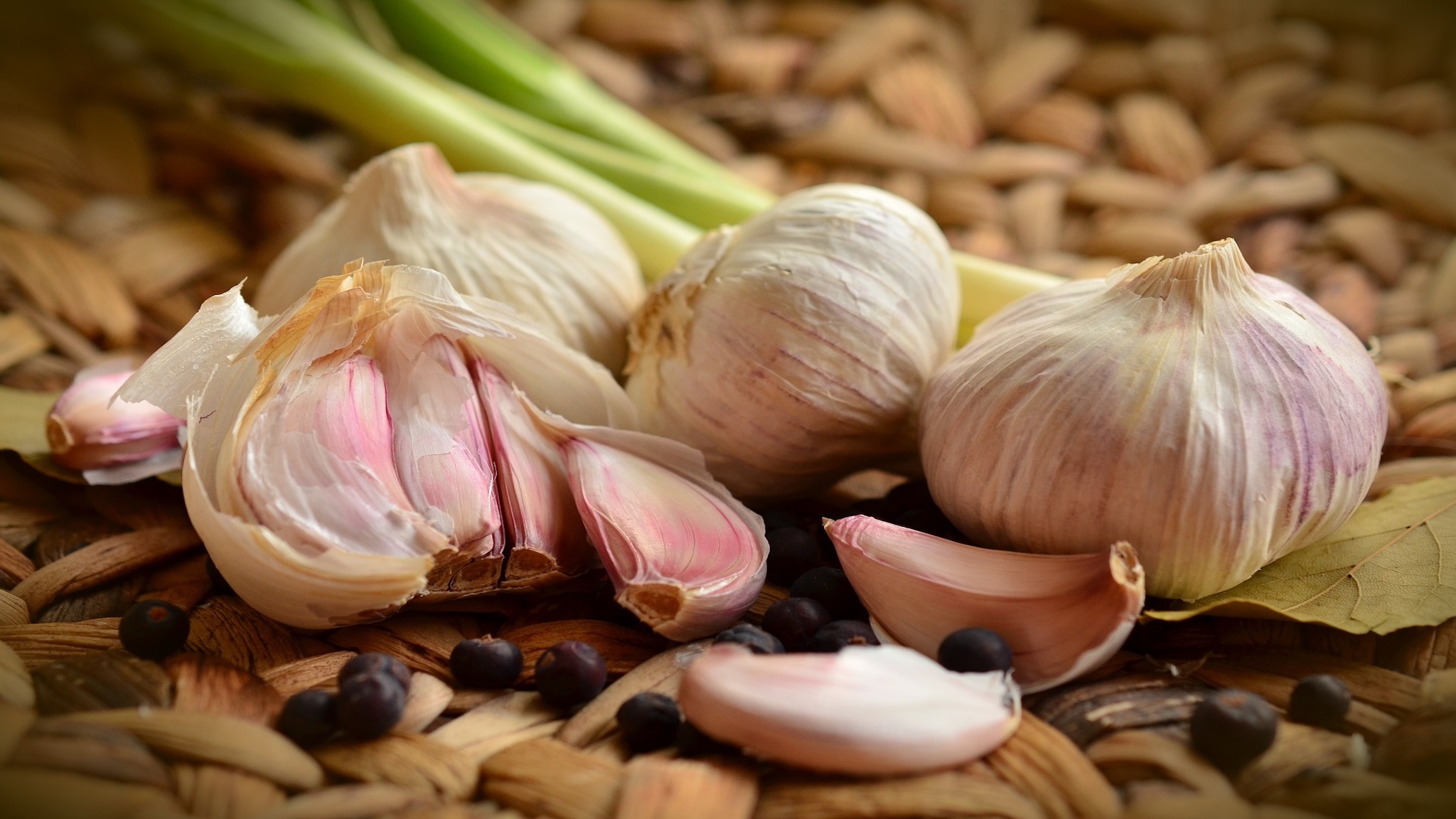 Study shows aged garlic extract can reduce dangerous plaque buildup in